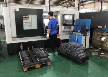 銑端面打中心孔機(jī)床在凸輪軸生產(chǎn)加工過(guò)程中所扮演的角色非常重要